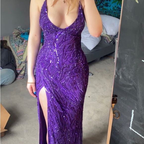 Purple beaded sequin gown - Picture 3 of 4